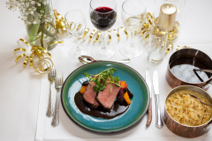 nytaarsmenu-ud-af-huse-langtidsstegt-oksefilet